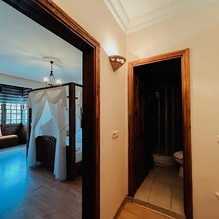 アパートホテル Moonlight *